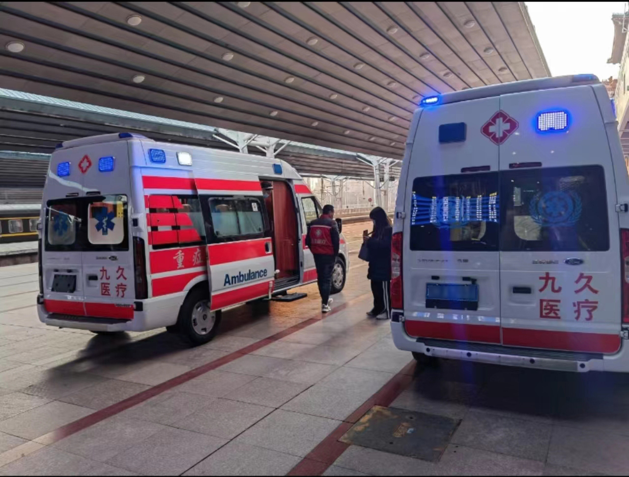 永新县救护车长途转运